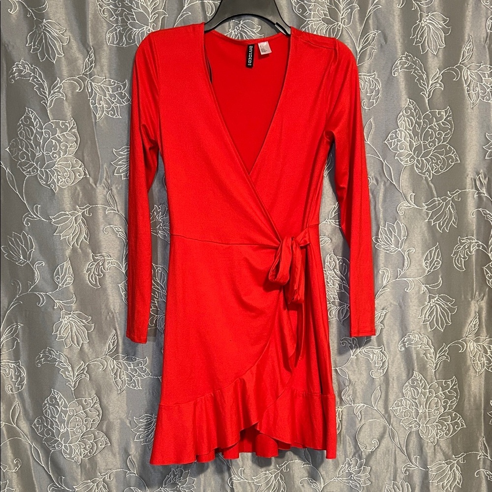 Divided Bold Red Long Sleeve Dress